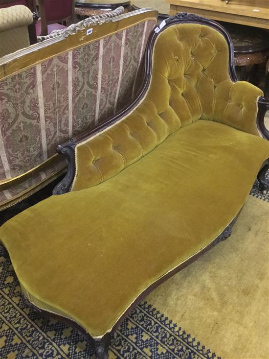 Button back chaise longue